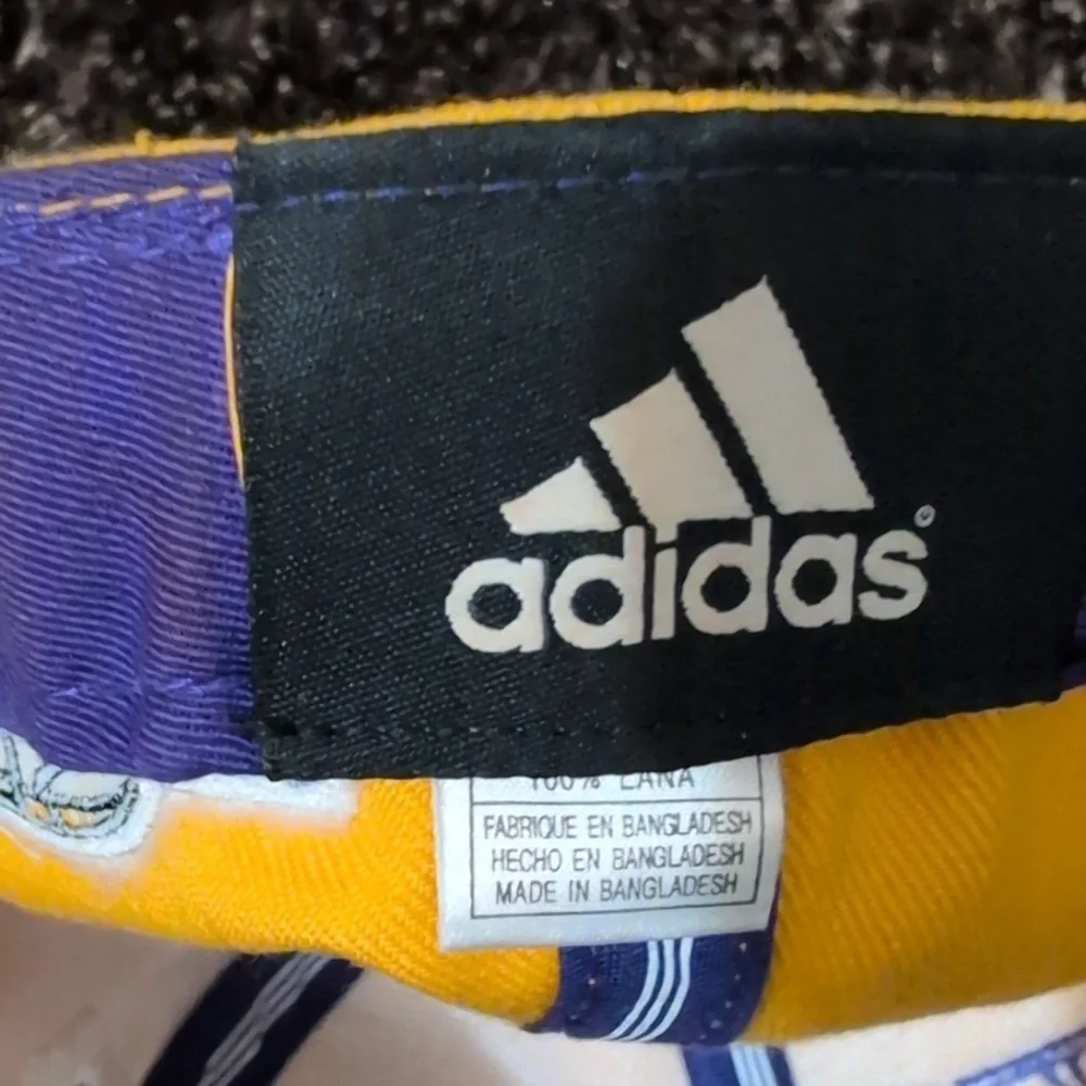 Vintage Adidas Los Angeles Lakers Gold Cap 7 1/4